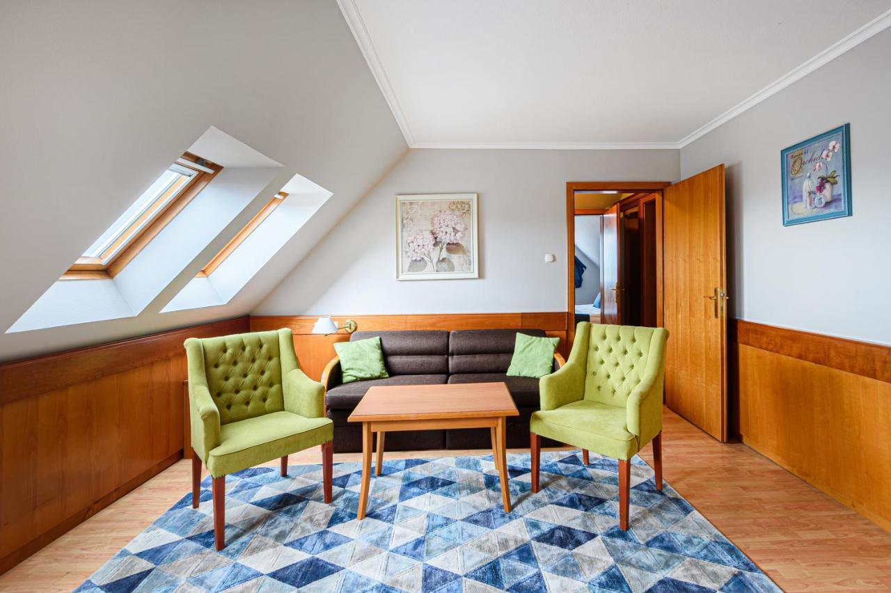 Holiday Club Apartman Hotel Hévíz Exteriör bild
